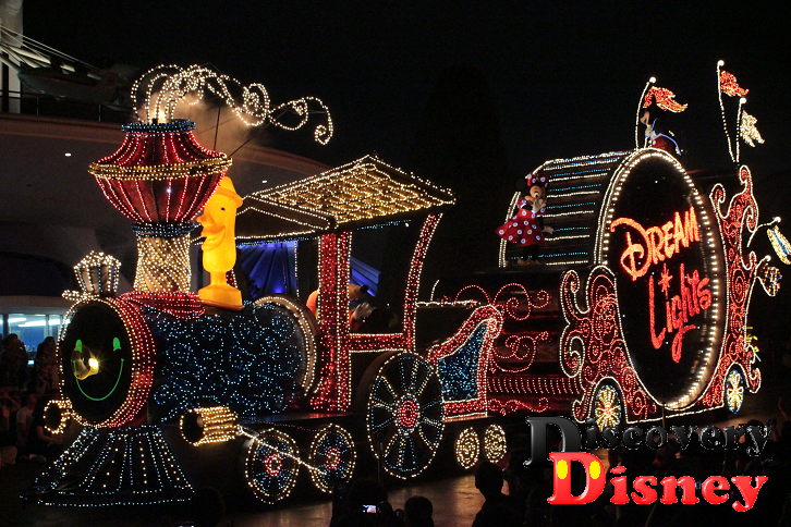 エレクトリカルパレード ドリームライツ 混雑対策と雑学 Discovery Disney